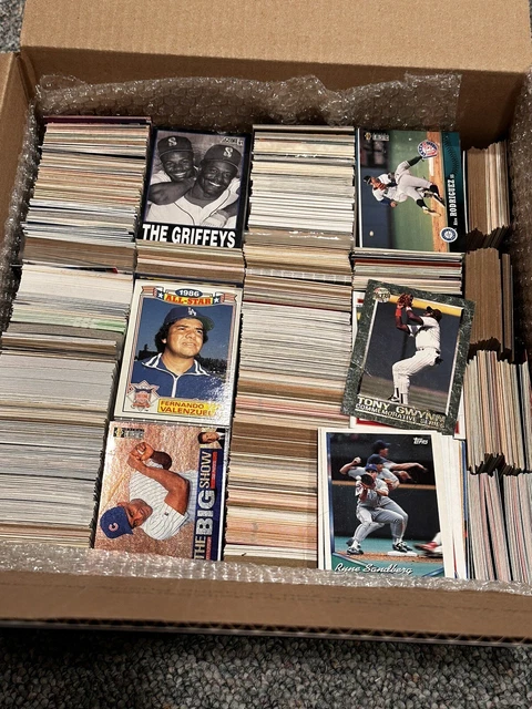 Huge Baseball Card Bulk Lot ~ 3200+ Topps Upper Deck Donruss Fleer Score