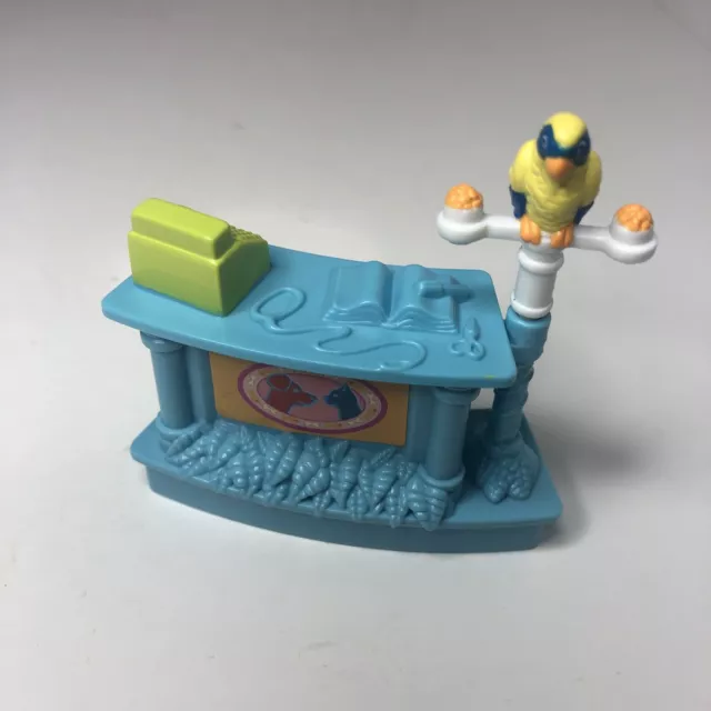 FISHER PRICE Sweet Streets Dollhouse PET SHOP COUNTER CHECK-OUT w/ PARROT STAND