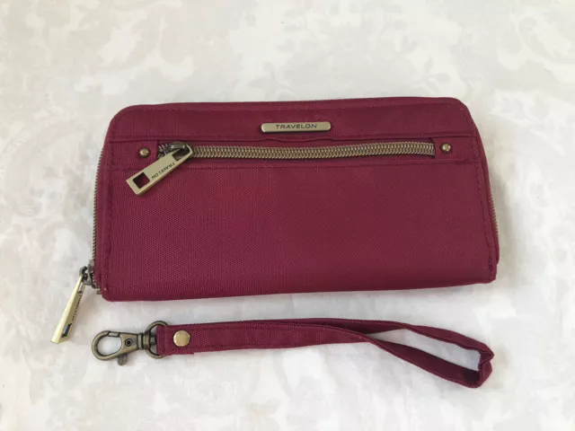 Travelon Zip Wallet Red Maroon Safe ID Protect Your Identity Anti-Theft RFID