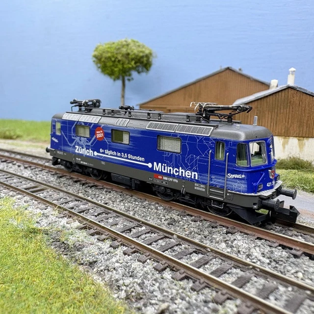 Locomotive électrique HOBBYTRAIN Re 4/4 10103 CFF Ep IV - Digitale Sonore H28401S - Neuf