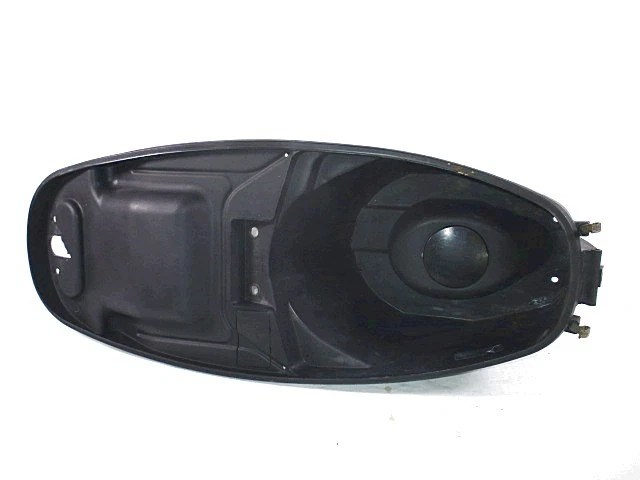Protection sous Selle Sym HD 200 I (2006 -2010) 8126A-HHA-000-GK Avec Vice