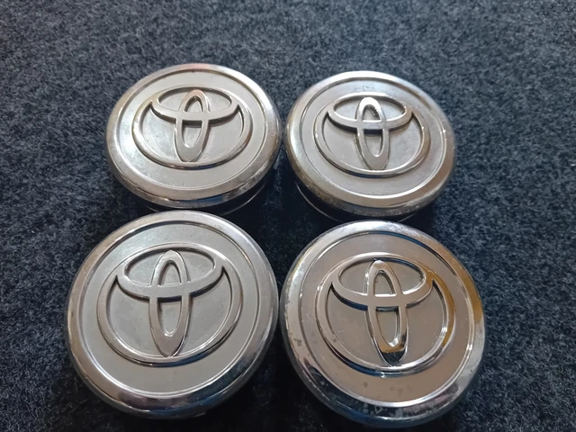 X4 TOYOTA RAV4 Alloy Wheel Centre Caps Set Genuine 28.00