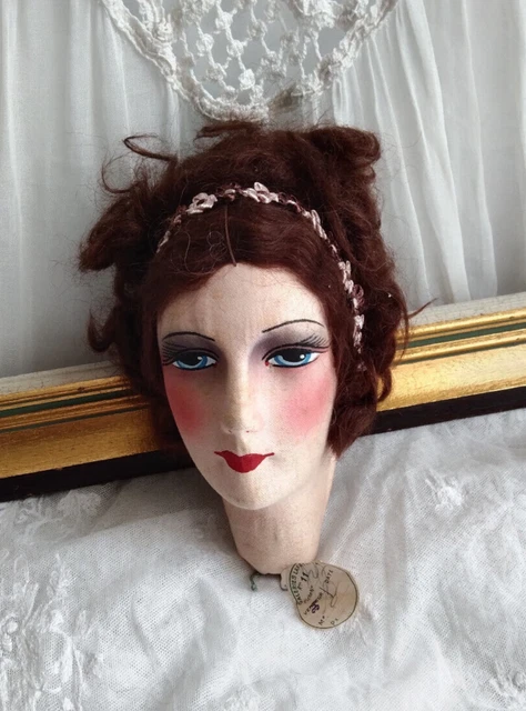 POUPEE ANCIENNE DE Salon Boudoir / A Restaurer EUR 39,90 - FR