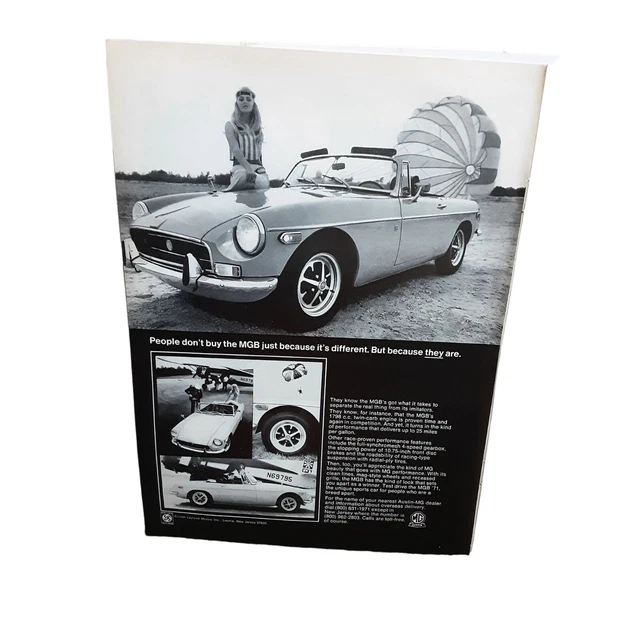 Vintage 1971 MG MGB Sportscar Original Ad empherma
