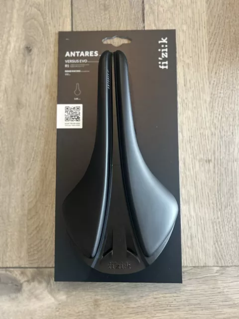 Fizik Antares R1 Versus Evo 149mm Carbon Rails 7x10mm