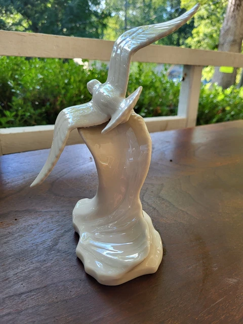 Vintage Seagull Kingwood Ceramics By DWIGHT MORRIS 3