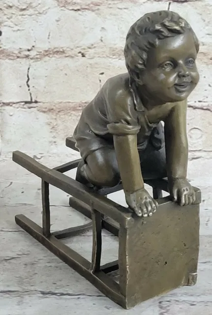 Caldo Scultura Vienna Bronzo Art Statuina Di Giovane Ragazzo Child Gioco Intorno