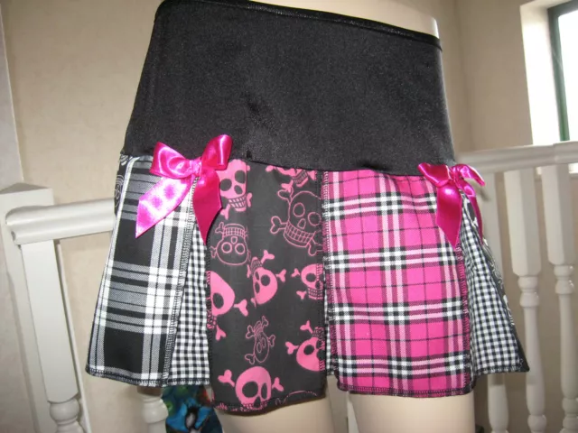 Tartan Skulls  skirt Pink black White Funky Rock Alternative Holiday Party Retro