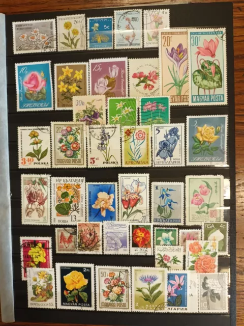 Lot de 42 Timbres Thématique "Fleurs" (THE 130)