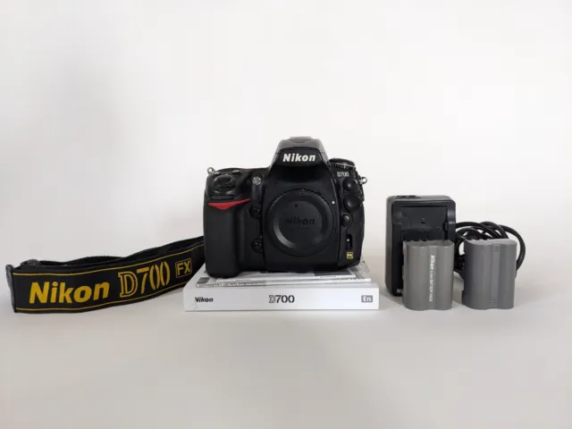 Nikon D700 Digital Full-Frame DSLR ( includes Box, Manual, Batteries & Charger)