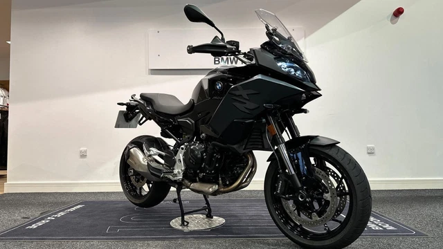 2023 BMW F900 BMW F900 R ROADSTER Petrol Manual 7 490.00