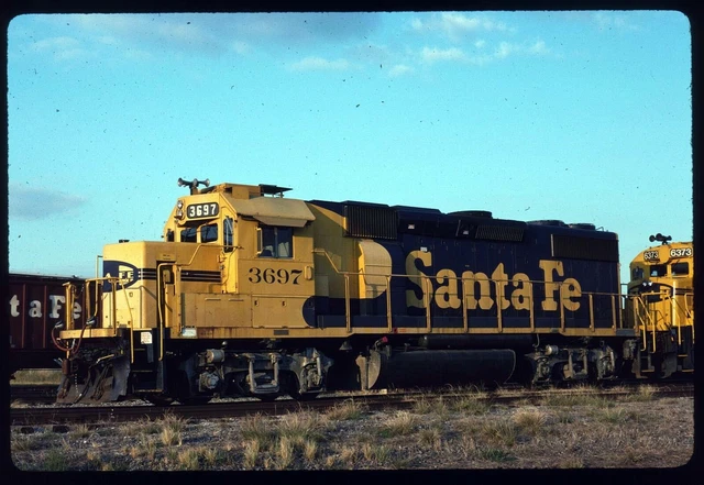 ORIGINAL RAIL SLIDE - ATSF Santa Fe 3697 Abilene KS 9-27-1995 £4.50 ...