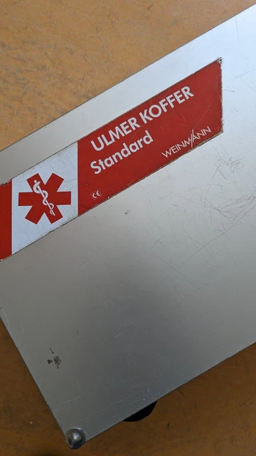 Notarztkoffer, Ulmer Koffer, mit Zubehör, ohne Medikamente Notarztkoffer, Ulmer Koffer, mit Zubehör, ohne Medikamente