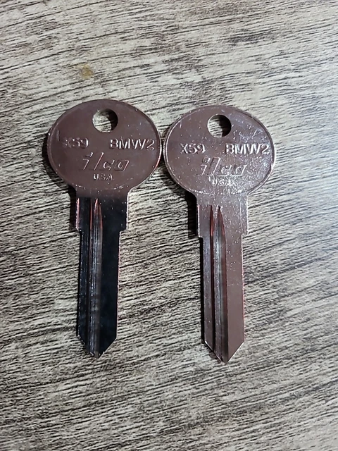 Lot of 2 BMW2 X59 BM2 Type Key Blanks for BMW