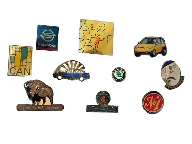 Lot De 4 Pins (badges) Chrysler Voyager - Collection Auto, Fermoir Papillon, Vintage