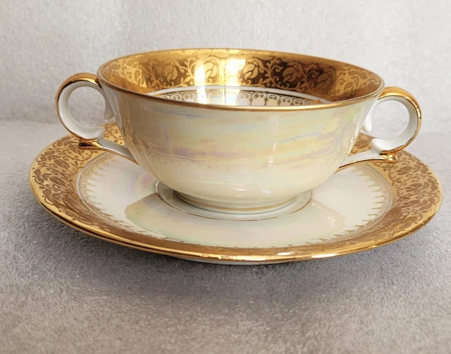 Tasse à Café Et Soucoupe En Porcelaine Fine Estampillée - Multicouleur
