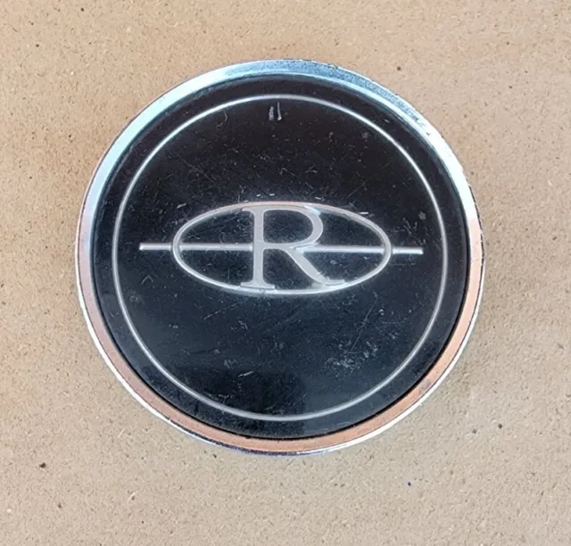 79 - 85  Buick Riviera  Original 15" Wire Hubcap Center Cap Emblem