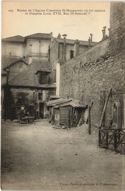 CPA AK PARIS 11e Rue St-bernard Cimetiere Ste-Marguerite (925010)