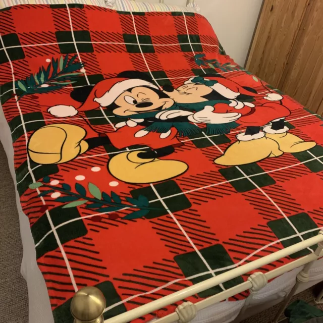 Mickey Minnie Mouse Fleece Christmas Throw Blanket / Santa Sack (duvet Set???)