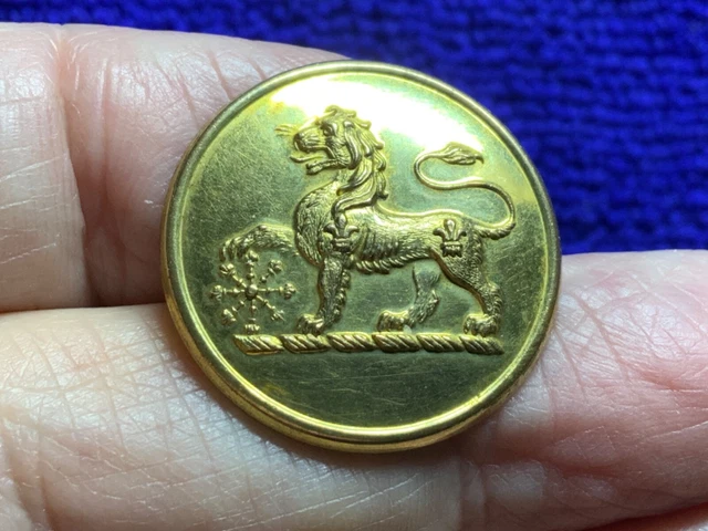 JENKINS FAMILY ~ LION w PAW on ESCARBUNCLE 26mm GILT LIVERY BUTTON J. BIDEN 1830