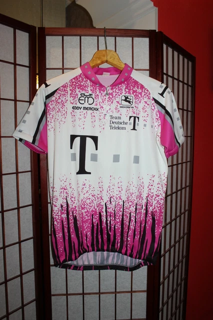 Telekom cycling store jersey