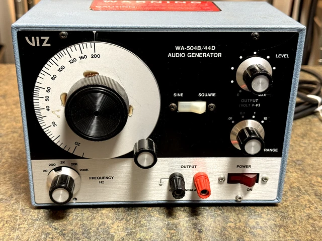 RCA / VIZ WA-504B/44D Sine/Square Wave Audio Generator Good Working Condition