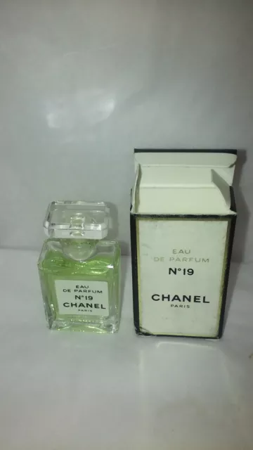 CHANEL NO 19 eau de parfum 4 ml vintage miniature new £77.76