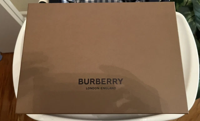 Burberry mens union icon sneakers! Size 12. New!