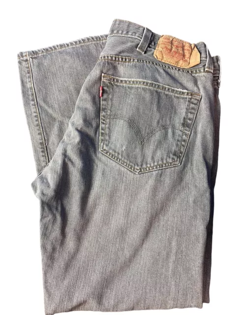 Vintage Levis Mens FITS 38 x 30 Jeans Denim Distressed Broke In Light Wash