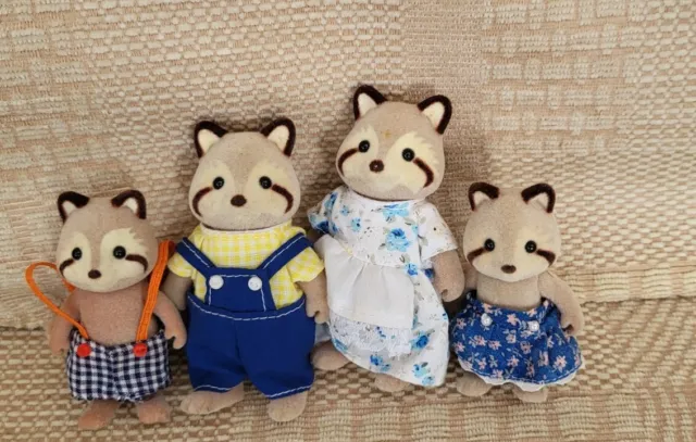 Sylvanian Families Mulberry Raccoon Family UK Calico Critters Vintage