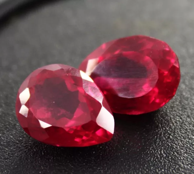 12 ct naturel impeccable Mozambique rouge sang rubis poire coupe paire de... 2