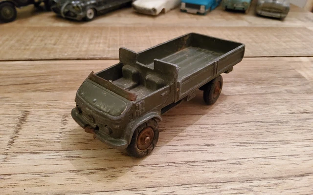 Dinky Toys Galactic War Chariot, incomplet (Gebraucht) in Meyrin für