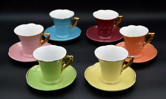 Service à Café en Porcelaine de Différentes Couleurs Vintage