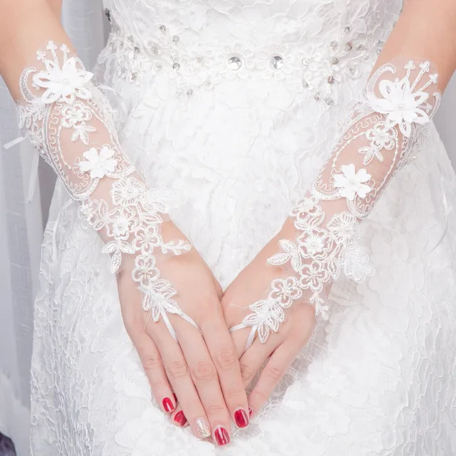 Elegent Bridal Gloves Floral &Pearl Gloves Cathedral  Embroidered  Accessory