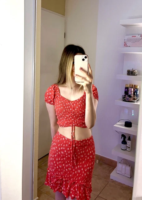 ENSEMBLE JUPE + top rouge Bershka taille S très bon état EUR 12,00 - FR