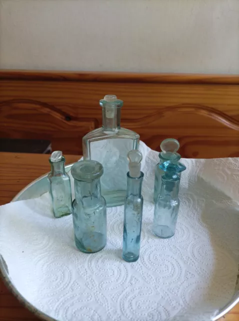 Alte Apotheker-Glasflaschen