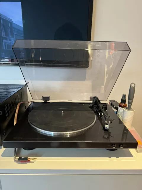 Denon DP-300F Automatic Turntable Vinyl Record Player (including cartridge)