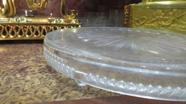 Grande coupe sur pied – Cristal taillé - XXème