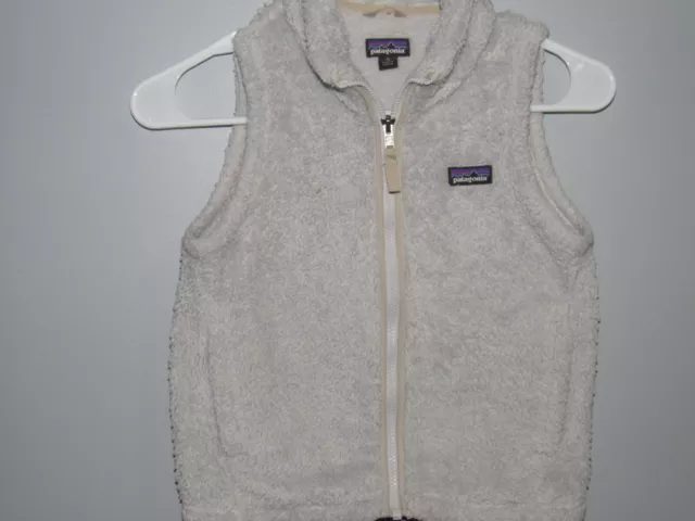 PATAGONIA  Sz Small 7 8 Gray Full Zip Fuzzy Fleece Vest Jacket Boys Girls 2