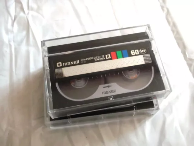 Lot de 2 cassettes vidéo MAXELL P-5 60 8mm MP