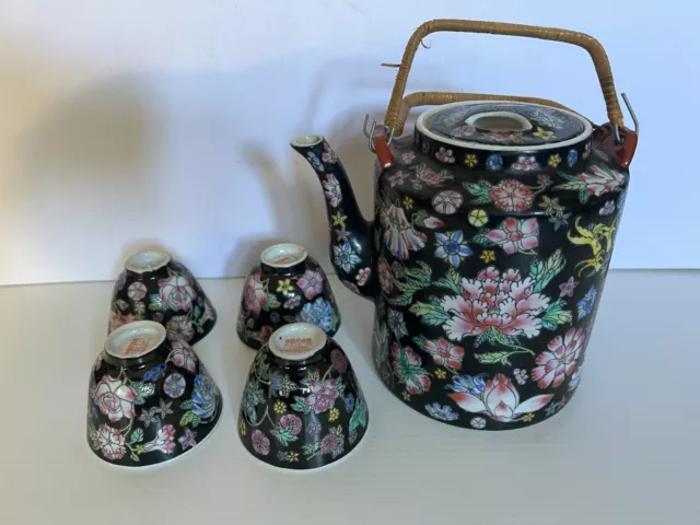 Chinese Porcelain Famille Rose Tea Pot With 4 Cups Millefleur On Black Ground