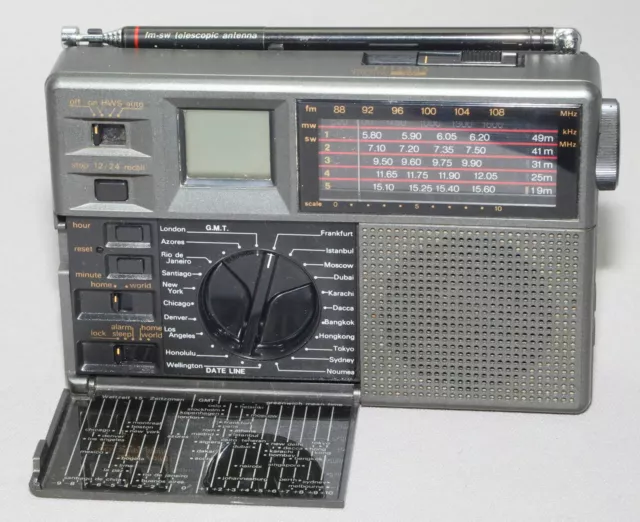Récepteur radio SIEMENS RK 702 FM/MW/SW1-5 world receiver : works