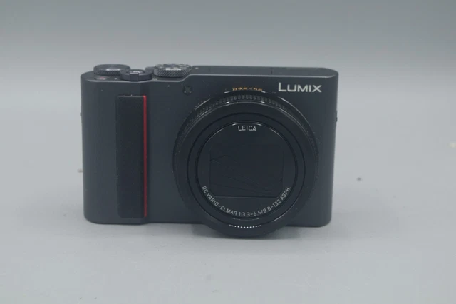 Panasonic Lumix DC-ZS220 ( same as TZ200) 20.1MP  15X Zoom Digital Camera