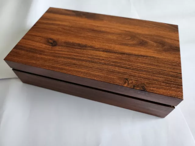 Holzgeschenkbox mit Deckel farbe walnussbaum 22 x 12 x 5 ***NEU***