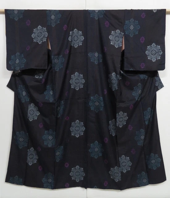 0909i05z550 Vintage Japanese Kimono Silk TSUMUGI Black-Dark purple