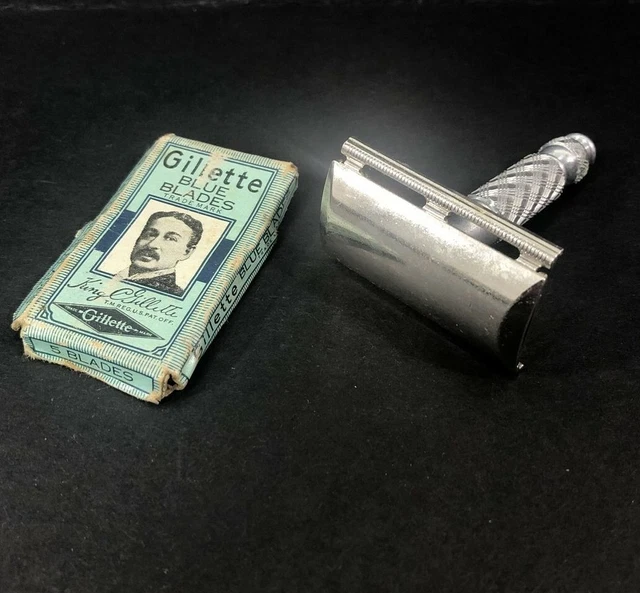 Vtg Gillette Blue Blades 4 Wrapped in Box with Travel Sized Tech Razor MCM