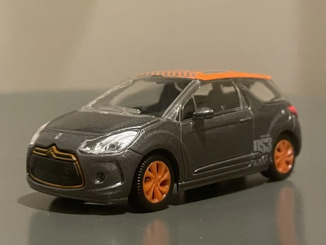 1.18 ème Citroën DS Racing édition Loeb norev - Collection
