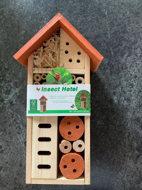 Insektenhotel Brutkasten Bienen Insektenhaus Holz FSC Insekten 2 Varianten