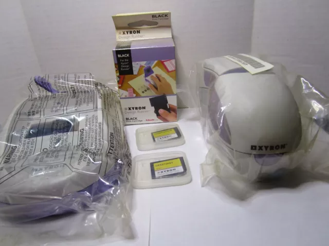 Xyron Design Runner Cordless Handheld Printer Bundle with Base - New In Package