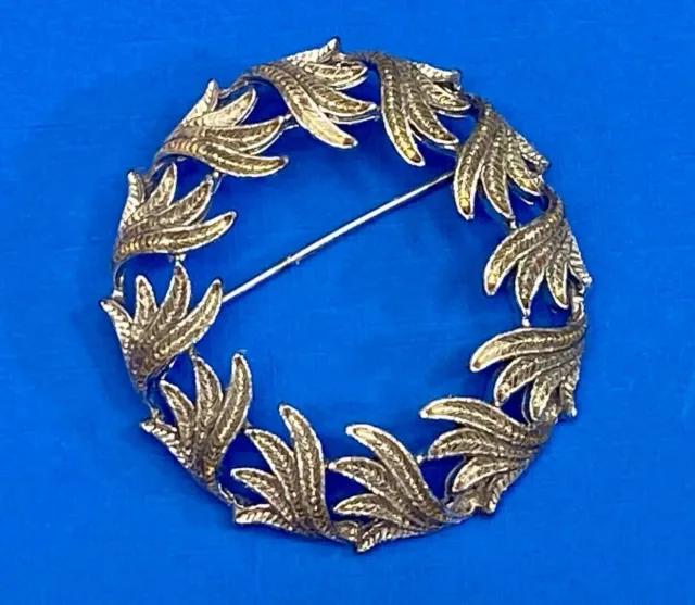 Art Deco Style Leaves Leaf Wreath Round Vintage Brooch Pin Signed Gerry's